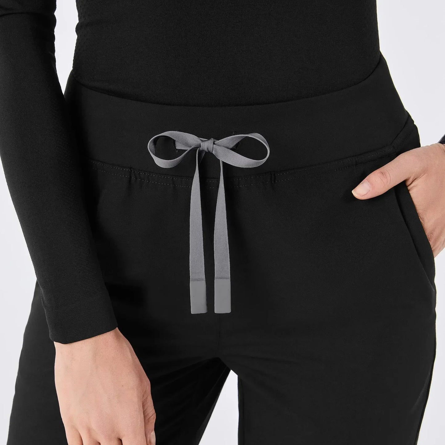 Women's High Waisted Skinny Tapered Scrub Pants - Black