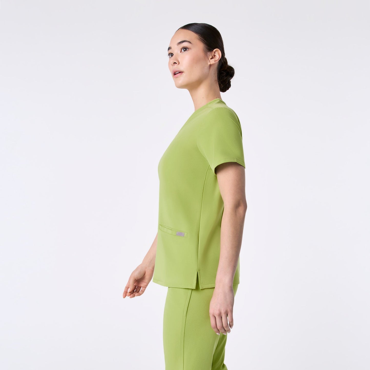Women's Three-Pocket Scrub Top – Matcha