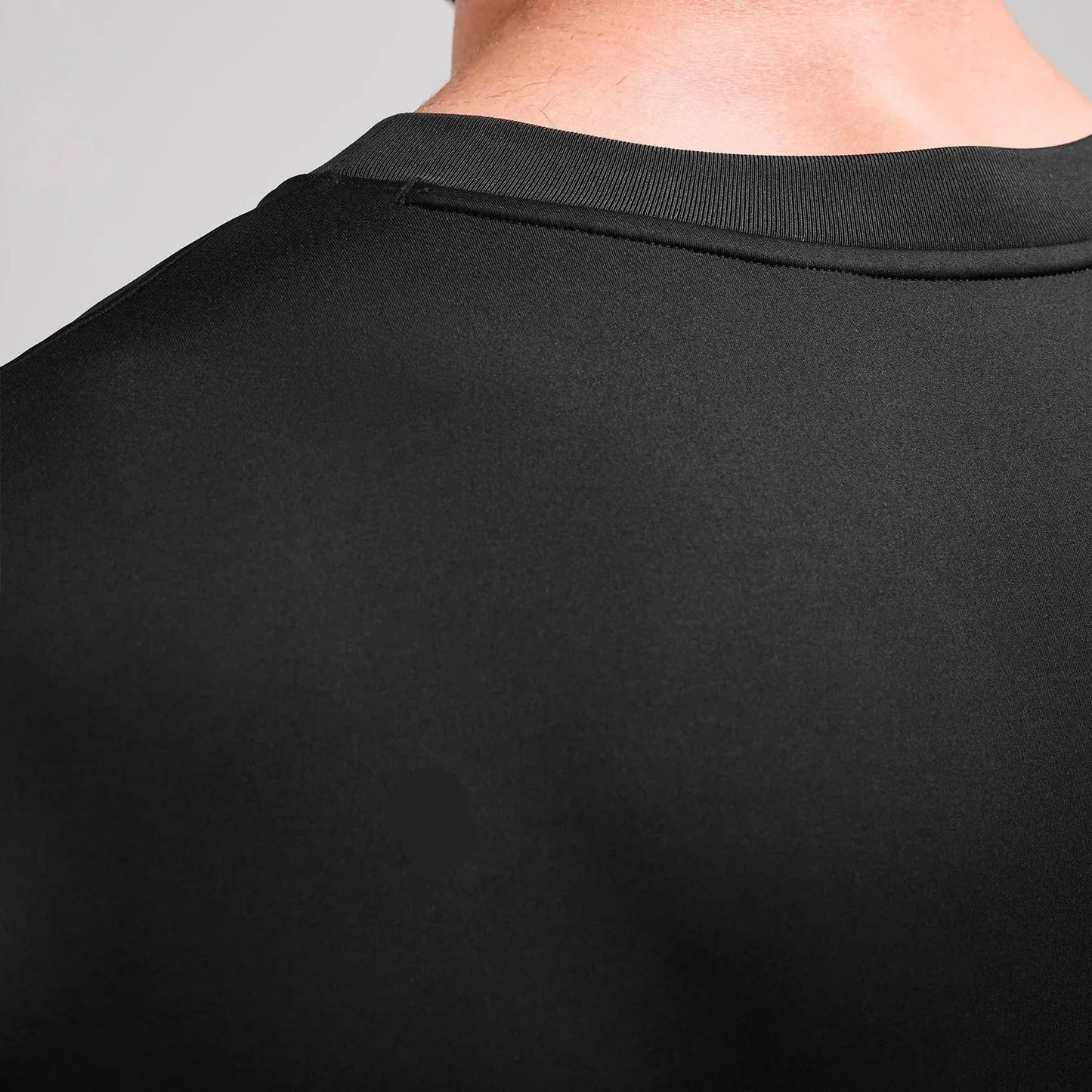 Men's Slim V-Neck Scrub Top- Black